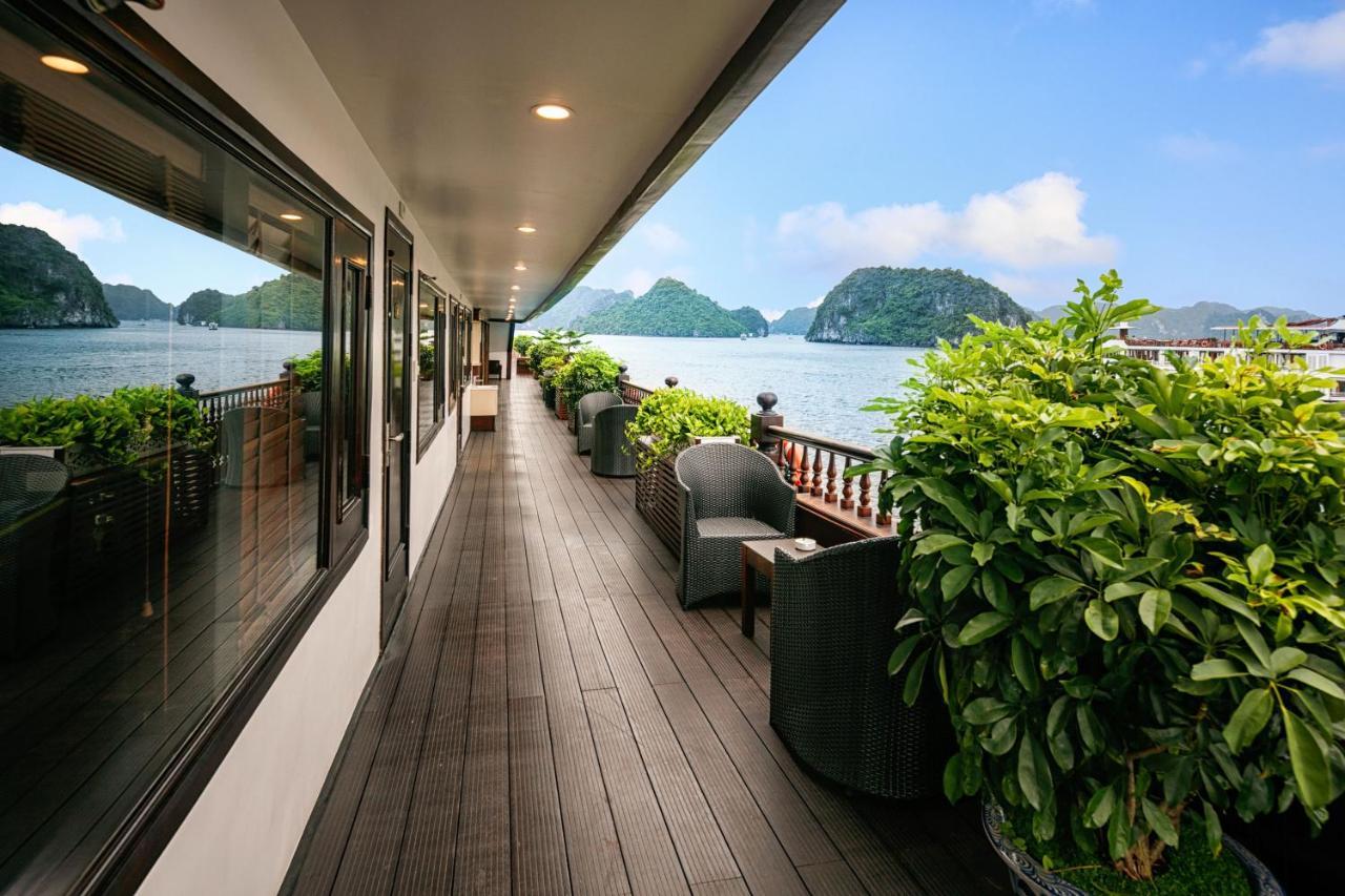 Отель Alisa Cruise Halong Халонг Экстерьер фото